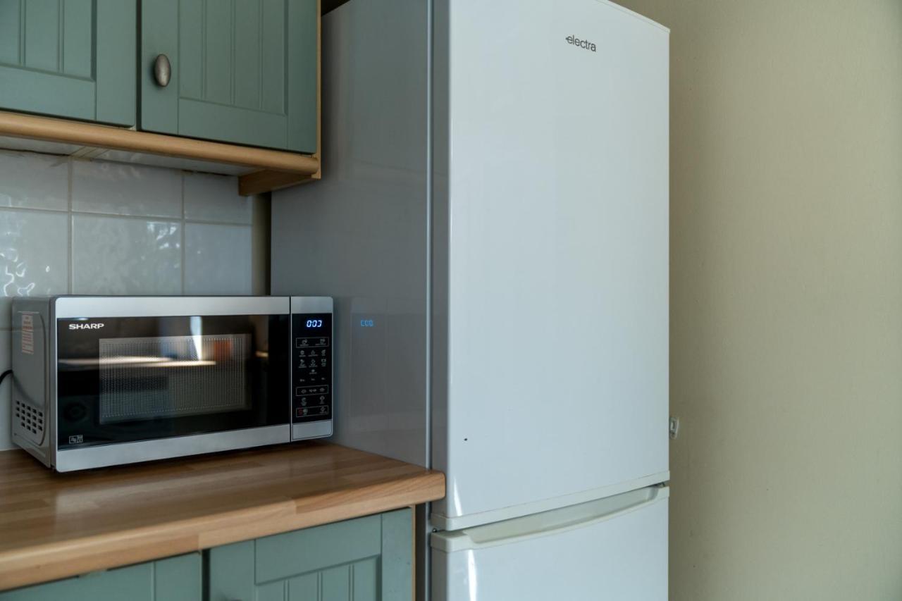 Redhill Surrey 2 Bedroom Pet Friendly Apartment By Sublime Stays ภายนอก รูปภาพ